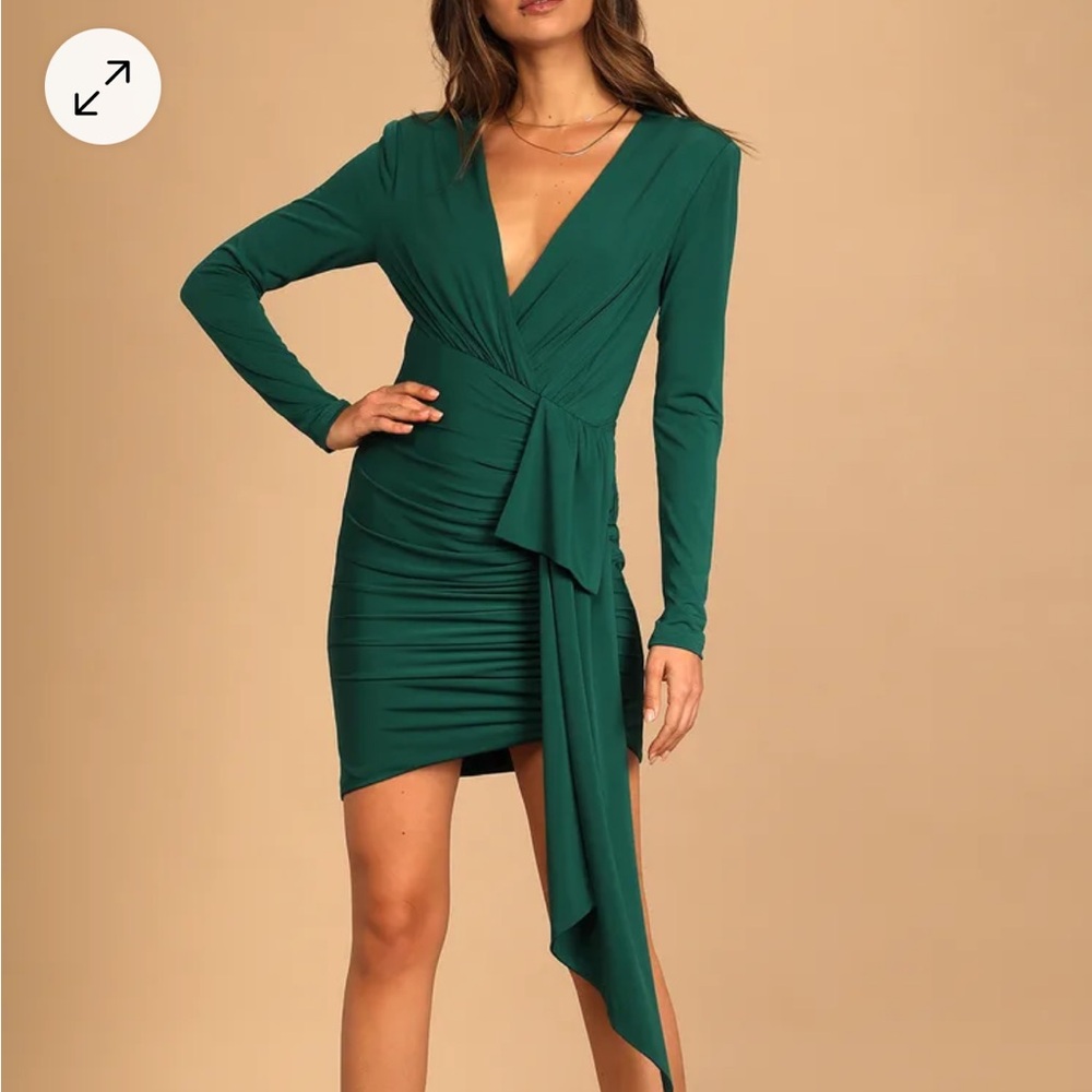 Elegant Green Wrap Dress - Picture 2 of 5